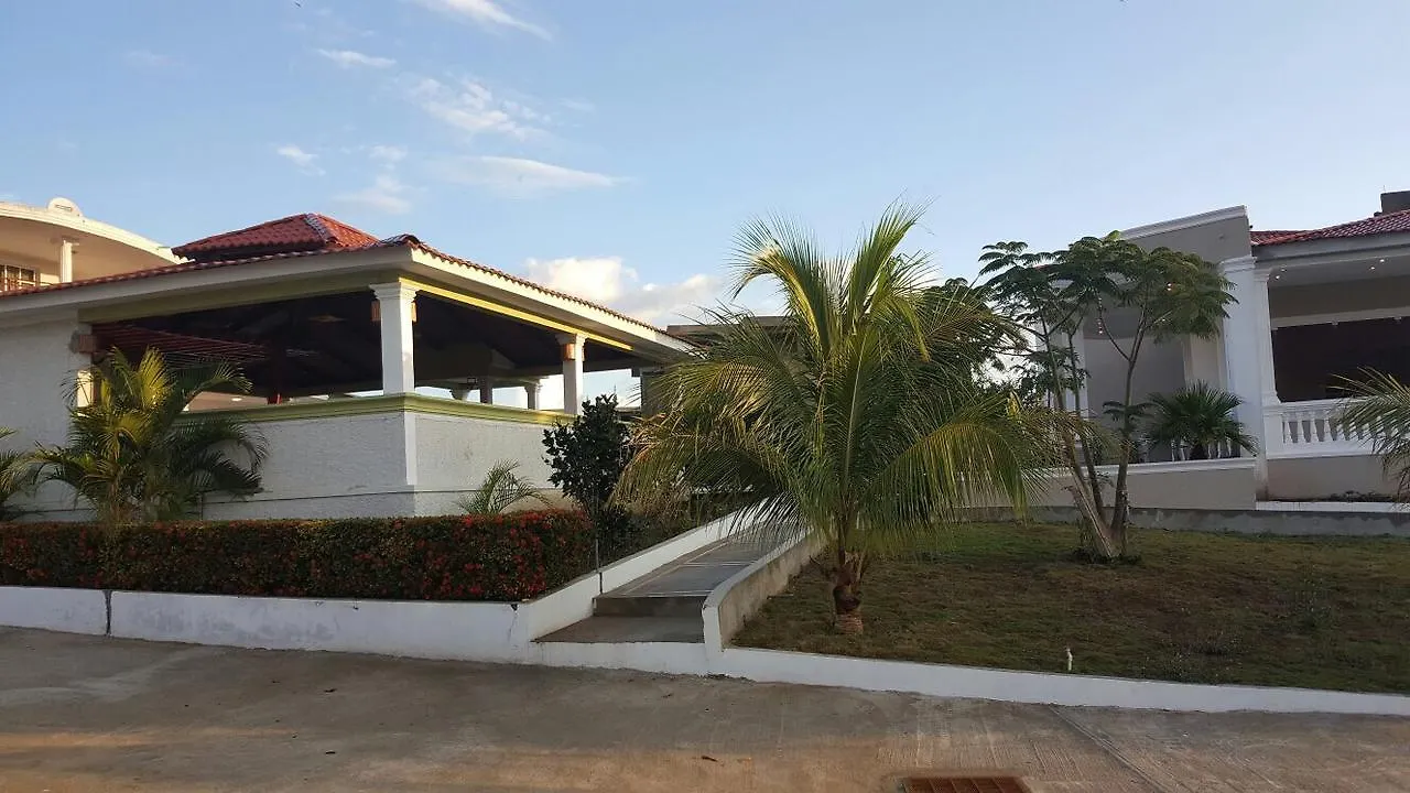 Le Marien Hotel & Resort Fort Liberte 4*,  Haiti
