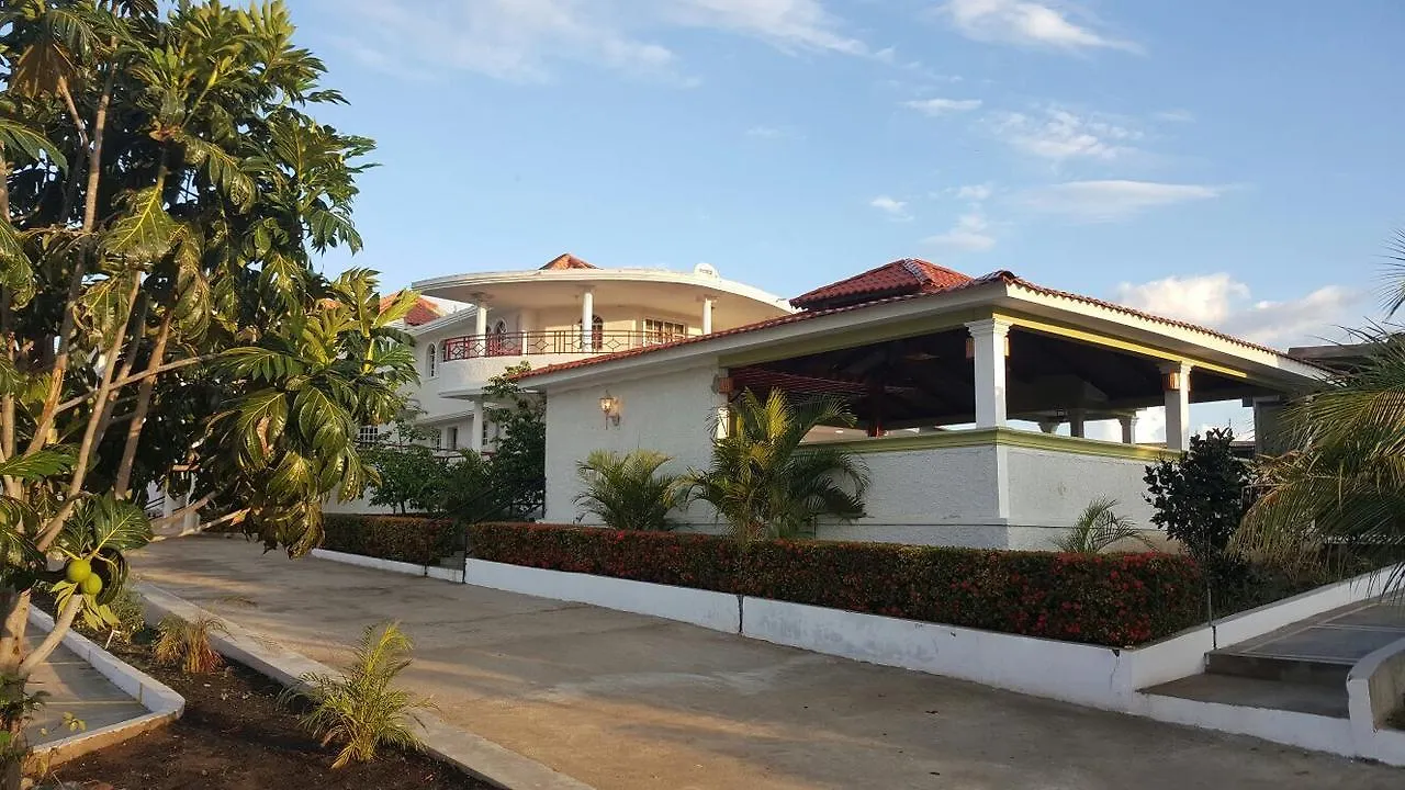 Le Marien Hotel & Resort Fort Liberte